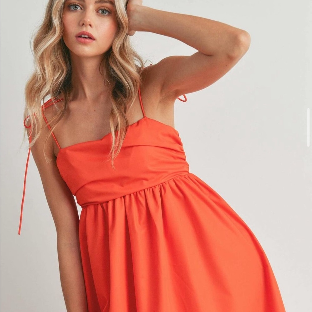 Orange mini dress!